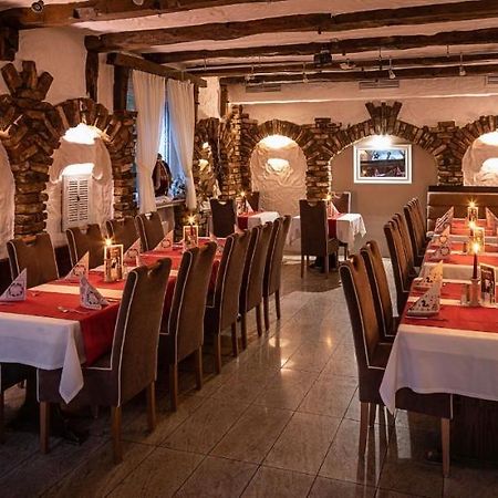 Hotel Restaurant Jaegerhof Kerpen  Exterior photo